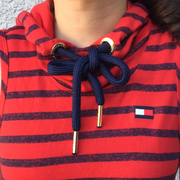 Tommy Hilfiger Sport Red Navy Blue Striped Pullover Sleeveless Hoodie Chic Euro - Picture 6 of 6